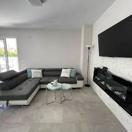 Marbella Centre With Terrace And Pool Lägenhet Exteriör bild